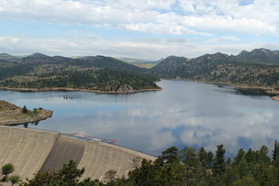 Best lakes and reservoirs near Denver