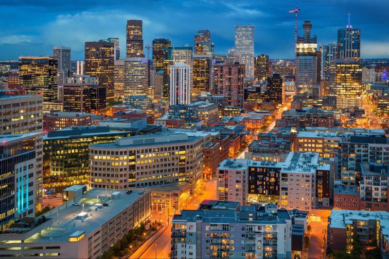 Living In Denver Pros And Cons(2026)